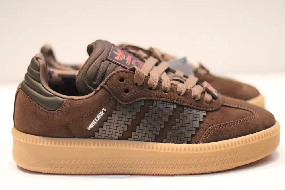 Minecraft X Adidas Samba XLG Junior Sz 4.5